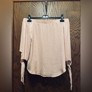 Apt. 9 Off the shoulders pink blouse size small